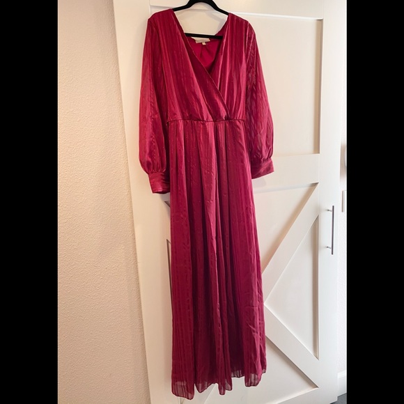 Ricarica beautiful flowy chiffon long red maternity dress size 1X.  NWOT. ❤️ - Picture 3 of 13